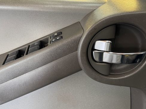 Used 2011 Nissan Xterra S w/ 4X4 Value Package image 14