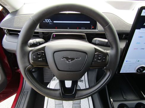 Used 2025 Ford Mustang Mach-E Premium AWD/4WD image 22