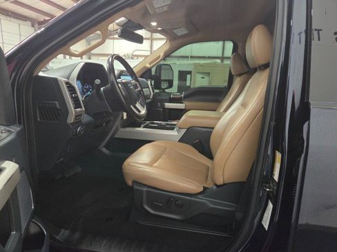 Used 2022 Ford F250 Lariat image 6