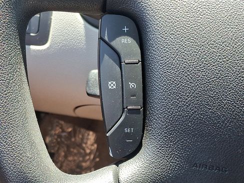 Used 2009 Chevrolet Impala LS FWD image 21