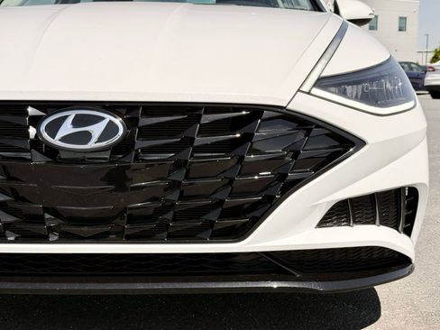 Used 2023 Hyundai Sonata SEL w/ Preferred Accessory Package FWD image 6
