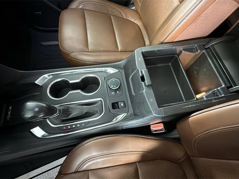 Used 2021 Chevrolet Traverse High Country w/ LPO, 'HIT The Road' Package image 26