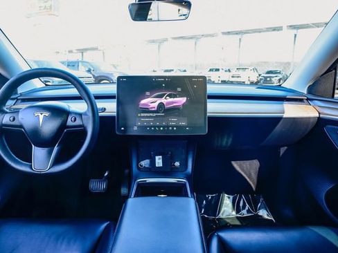 Used 2023 Tesla Model Y Long Range image 13