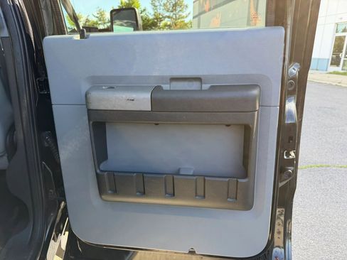 Used 2012 Ford F250 XLT w/ XLT Premium Pkg AWD/4WD image 31