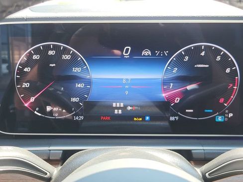 New 2025 Mercedes-Benz GLS 580 4MATIC image 6