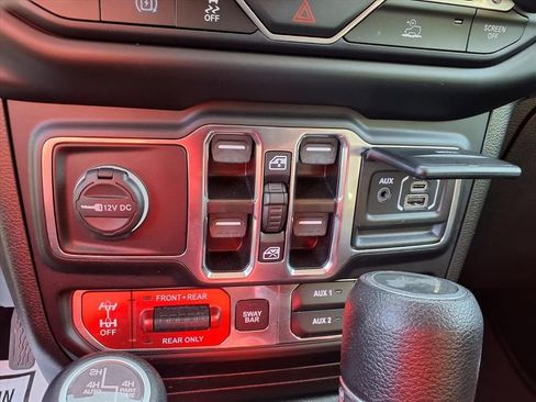 Used 2022 Jeep Wrangler Unlimited Rubicon 4xe w/ Cold Weather Group image 19