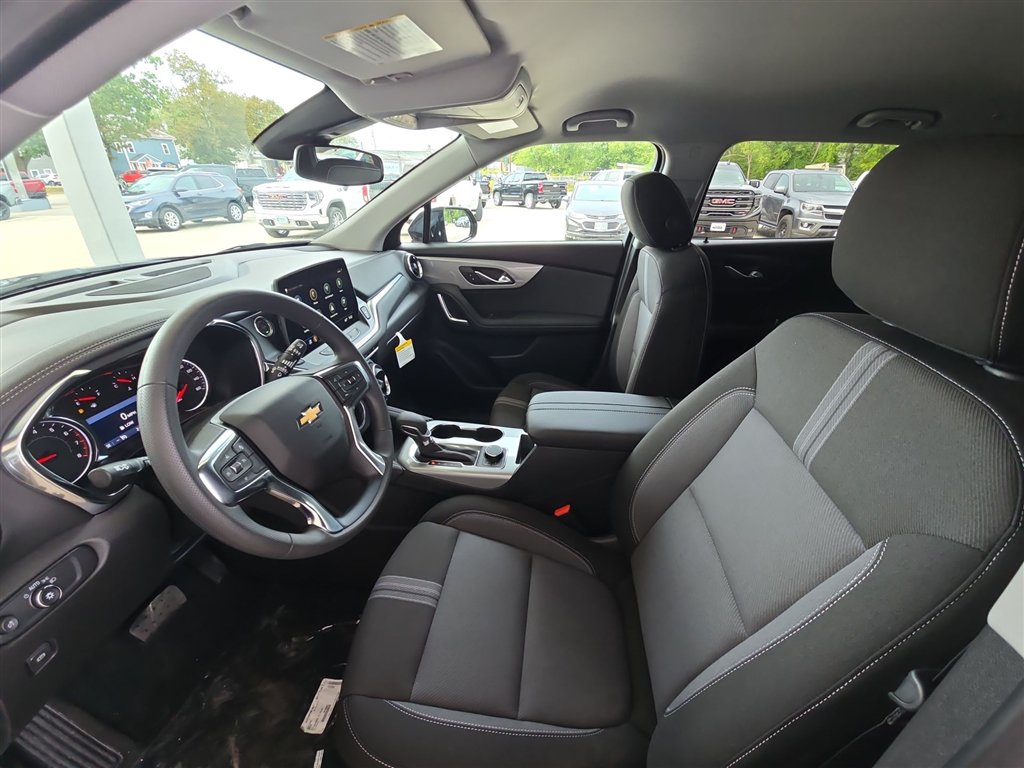 New 2026 Chevrolet Blazer LT w/ Midnight/Sport Edition AWD/4WD image 20