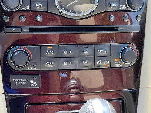 Used 2017 INFINITI QX50 AWD w/ Premium Plus Package image 29