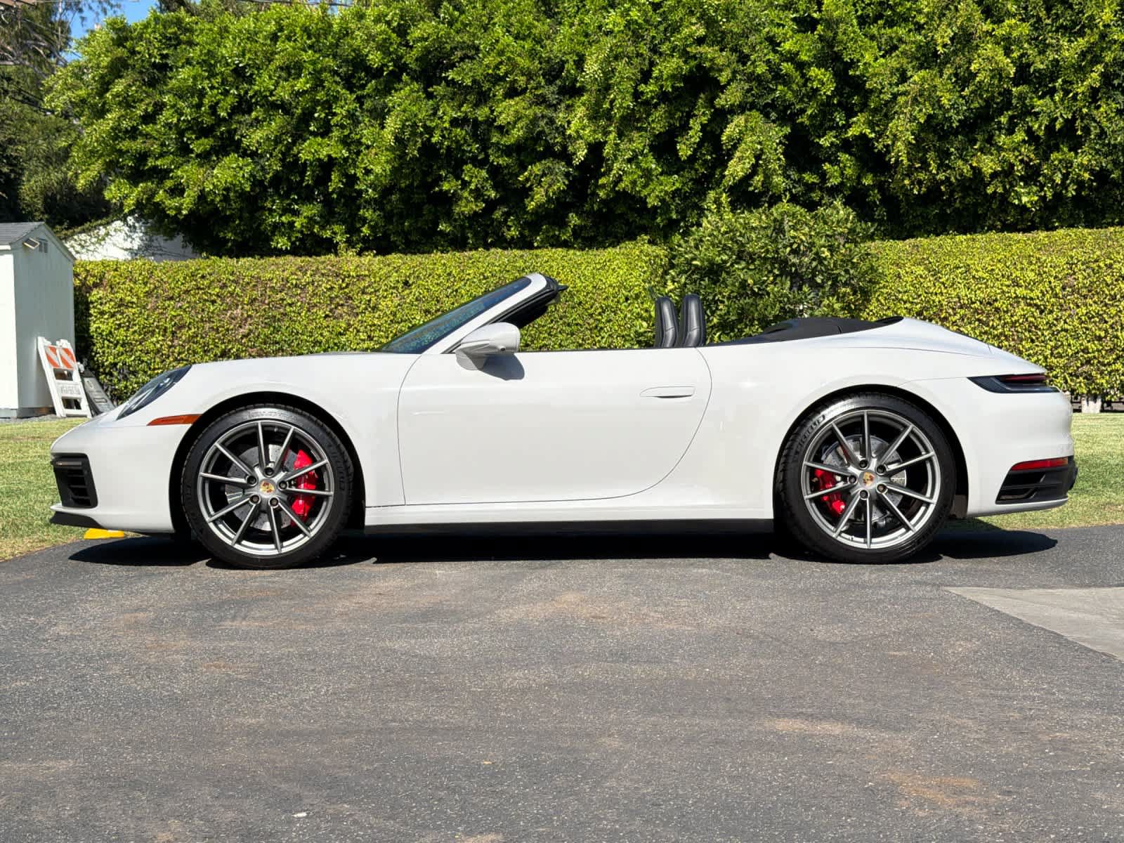 Certified 2020 Porsche 911 Carrera 4S AWD/4WD image 2