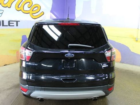 Used 2017 Ford Escape SE image 7