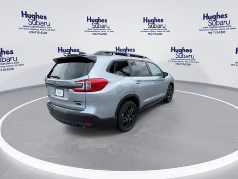 Certified 2025 Subaru Ascent Bronze Edition w/ Onyx Package AWD/4WD image 11