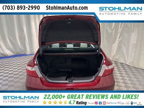 Used 2016 Toyota Camry SE image 37