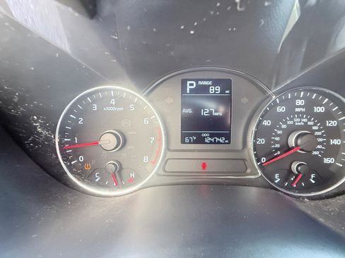 Used 2017 Kia Forte LX FWD image 15
