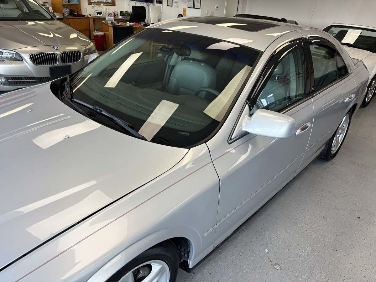 Used 2000 Lincoln LS RWD image 4