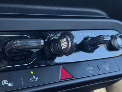 Used 2025 MINI Cooper S image 28