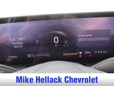 Used 2025 Buick Enclave Preferred FWD image 9