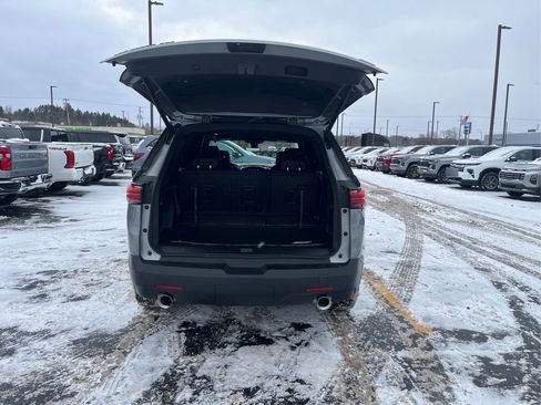 Certified 2023 Chevrolet Traverse RS image 11