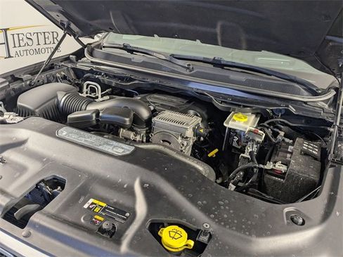 Used 2022 Jeep Wagoneer Series III w/ Premium Group I image 39