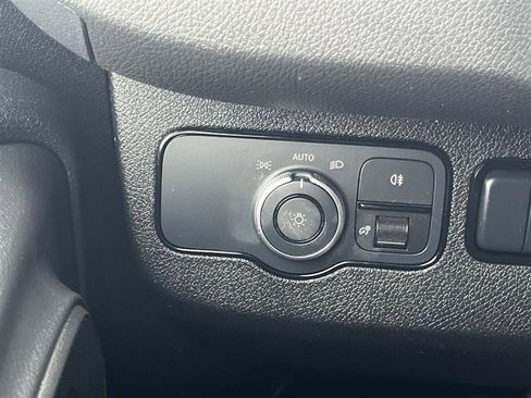 Used 2023 Mercedes-Benz Sprinter 2500 image 18