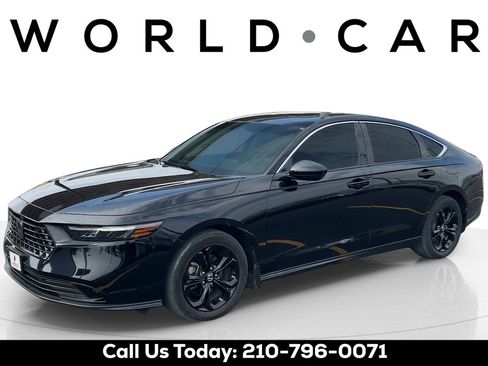 Used 2023 Honda Accord EX image 7