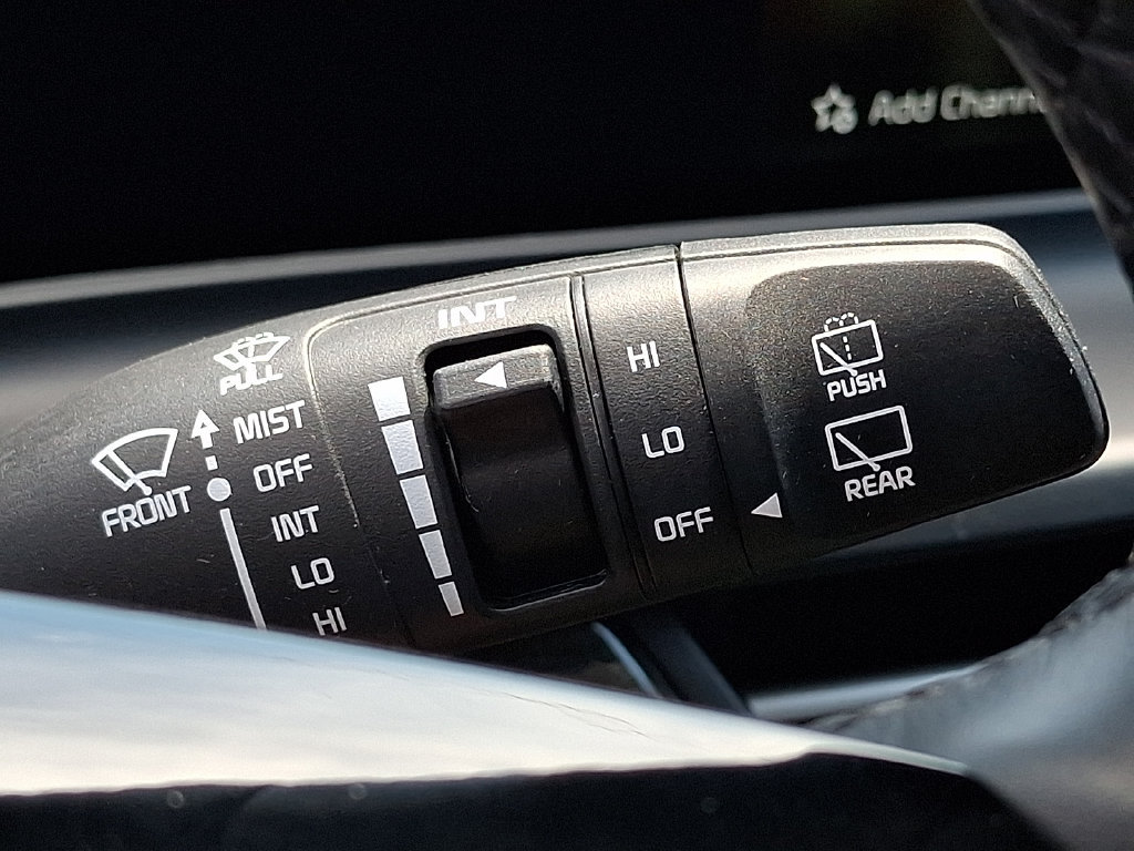 Used 2024 Kia Seltos S AWD/4WD image 26