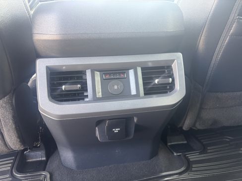 Used 2026 Ford F250 Lariat w/ Tremor Off-Road Package AWD/4WD image 15