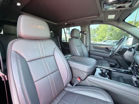 Used 2026 Chevrolet Tahoe High Country image 26