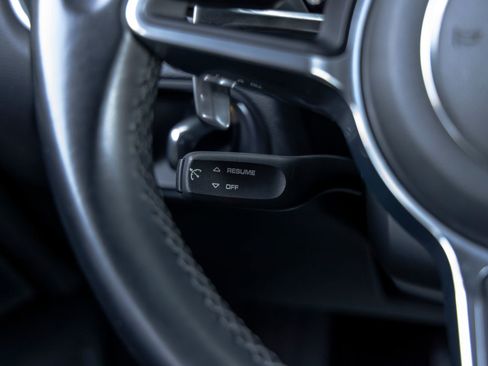 Certified 2018 Porsche Macan GTS AWD/4WD image 32