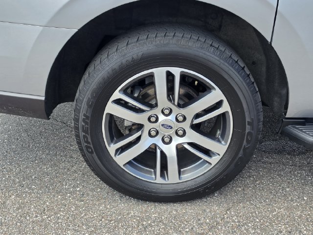 Used 2024 Ford Expedition Max Limited RWD image 5