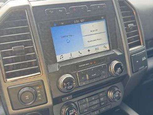 Used 2018 Ford F150 Raptor w/ Equipment Group 802A Luxury image 14