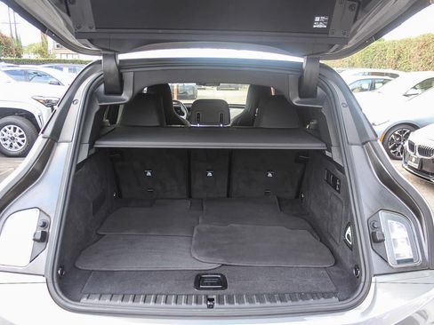 Used 2024 BMW iX xDrive50 w/ Sport Package AWD/4WD image 34
