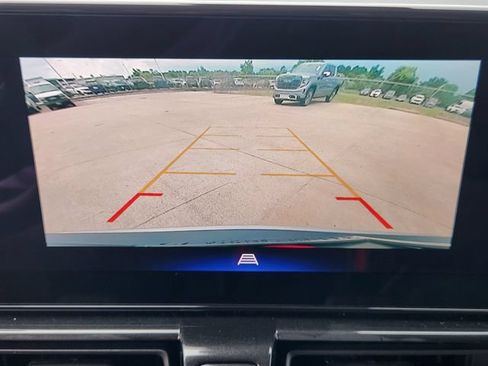 Used 2025 Chevrolet TrailBlazer LT AWD/4WD image 16