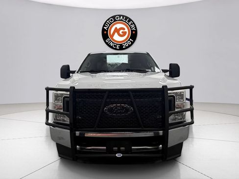 Used 2021 Ford F250 XL w/ Power Equipment Group AWD/4WD image 8