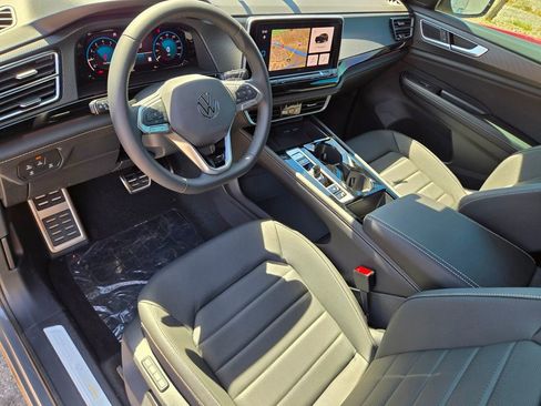 New 2026 Volkswagen Atlas Cross Sport SEL R-Line AWD/4WD image 9