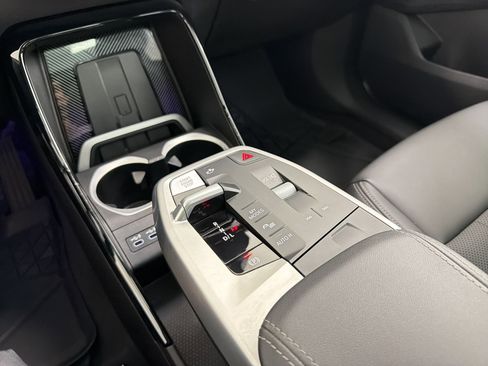 Used 2024 BMW X1 xDrive28i w/ Premium Package image 25