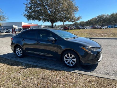 Certified 2025 Toyota Corolla LE image 7