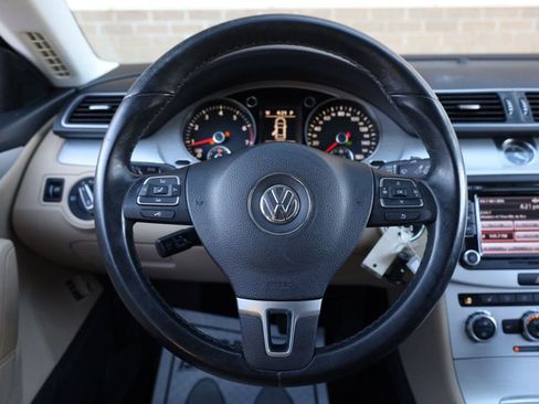 Used 2013 Volkswagen CC R-Line image 32