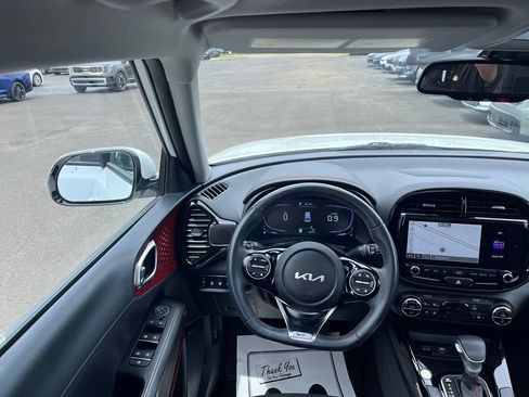 Used 2023 Kia Soul GT-Line w/ GT-Line Technology Package FWD image 22