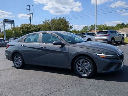 Used 2024 Hyundai Elantra SEL