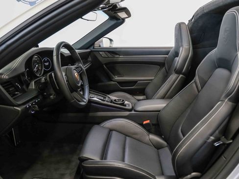 Used 2022 Porsche 911 Targa 4 GTS AWD/4WD image 37