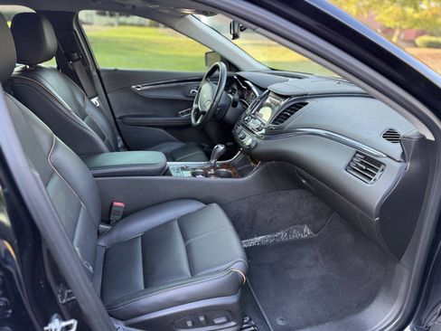 Used 2015 Chevrolet Impala LTZ FWD image 11