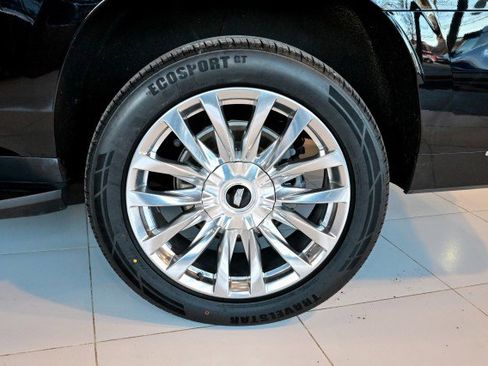 Used 2023 Cadillac Escalade ESV Premium Luxury image 50