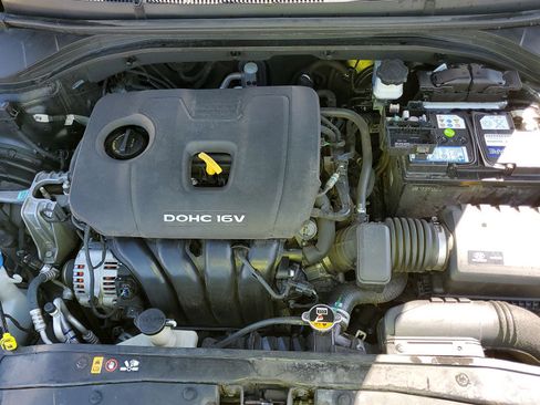 Used 2017 Hyundai Elantra SE FWD image 5