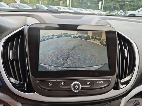 Used 2018 Chevrolet Volt LT w/ Comfort Package FWD image 11