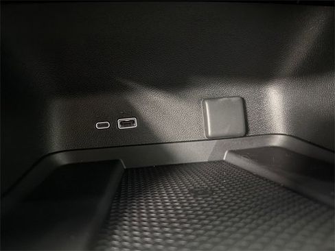 New 2026 Chevrolet Traverse High Country image 33