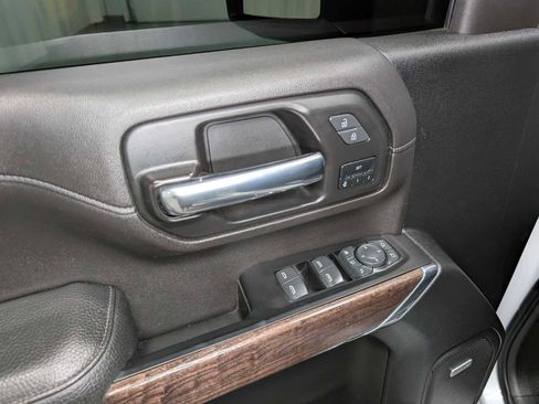 Used 2023 GMC Sierra 3500 Denali w/ Denali Ultimate Package image 38