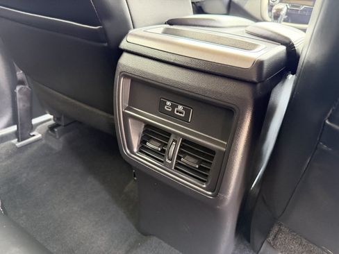 Used 2024 Nissan Murano SV AWD/4WD image 29