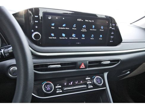 Certified 2023 Hyundai Sonata SEL w/ Preferred Accessory Package FWD image 24
