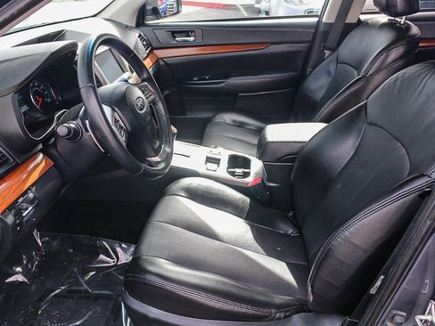 Used 2014 Subaru Outback 3.6R Limited image 20