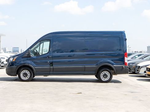 Used 2019 Ford Transit 250 148 Medium Roof image 9